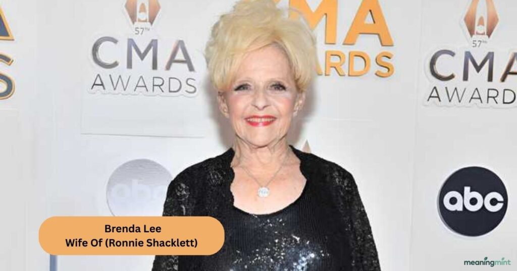 Ronnie Shacklett walking with Brenda Lee in Nashville, Tennessee.
Known for loyalty, privacy, and dedication to family over public attention.
Fans admire his life as a discreet celebrity spouse over decades.